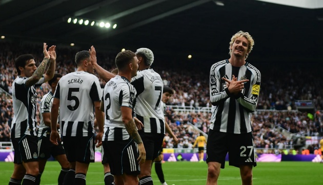 Newcastle có lối chơi chặt chẽ nơi hàng thủ.